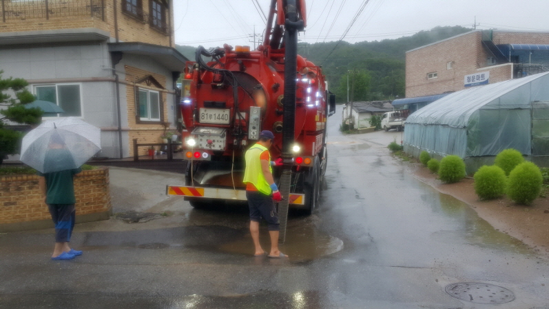 3698599459_EeJ0yxD2_9cdaabcbc82f210849a9f79887e8896e2474da1a.jpg 이미지크게보기